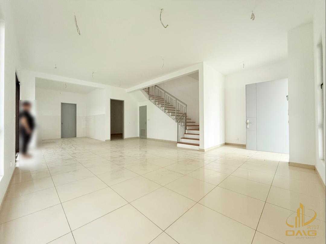 Setia Utama 4 - photo 2