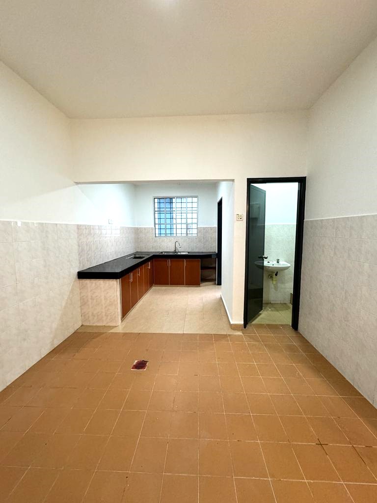 Taman Kasih kajang 2 Storey Terrace House - photo 5