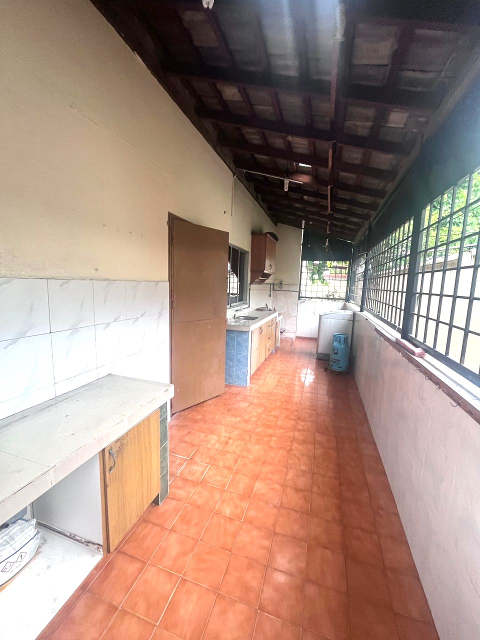 SS1 Kampung Tunku - photo 9