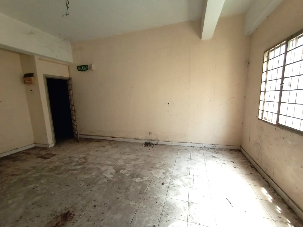 Taman Kepong Indah Shop Office - photo 4