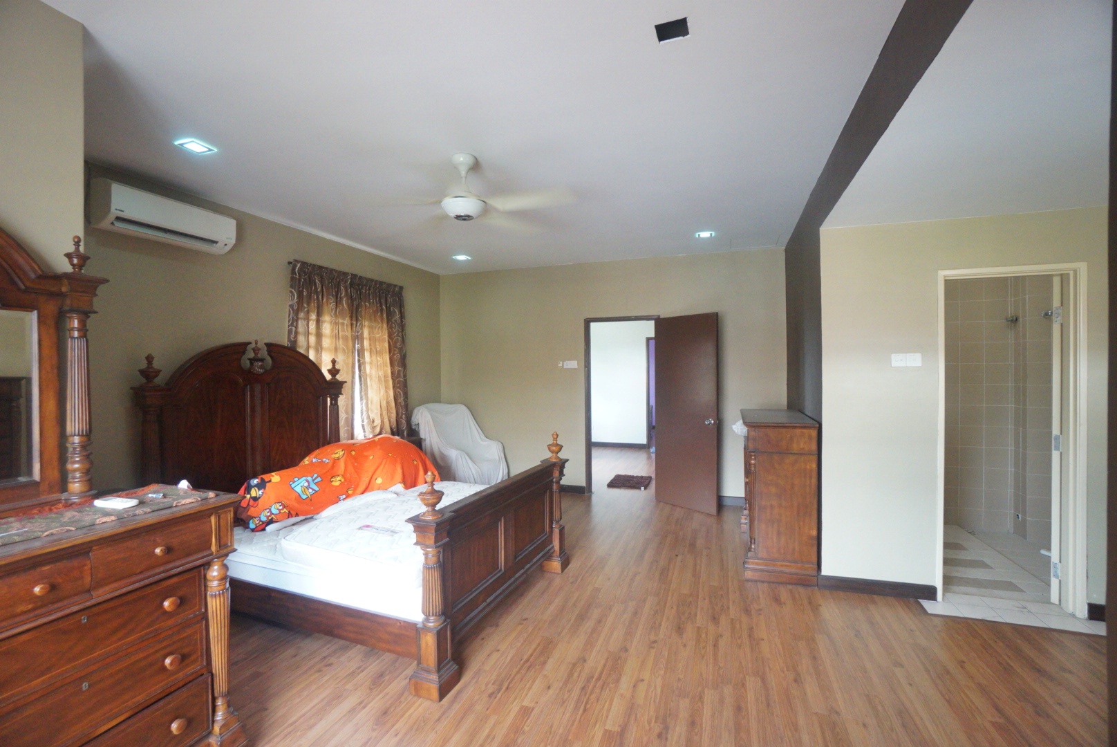 Double Storey Corner Lot RENO at Denai Alam - photo 7