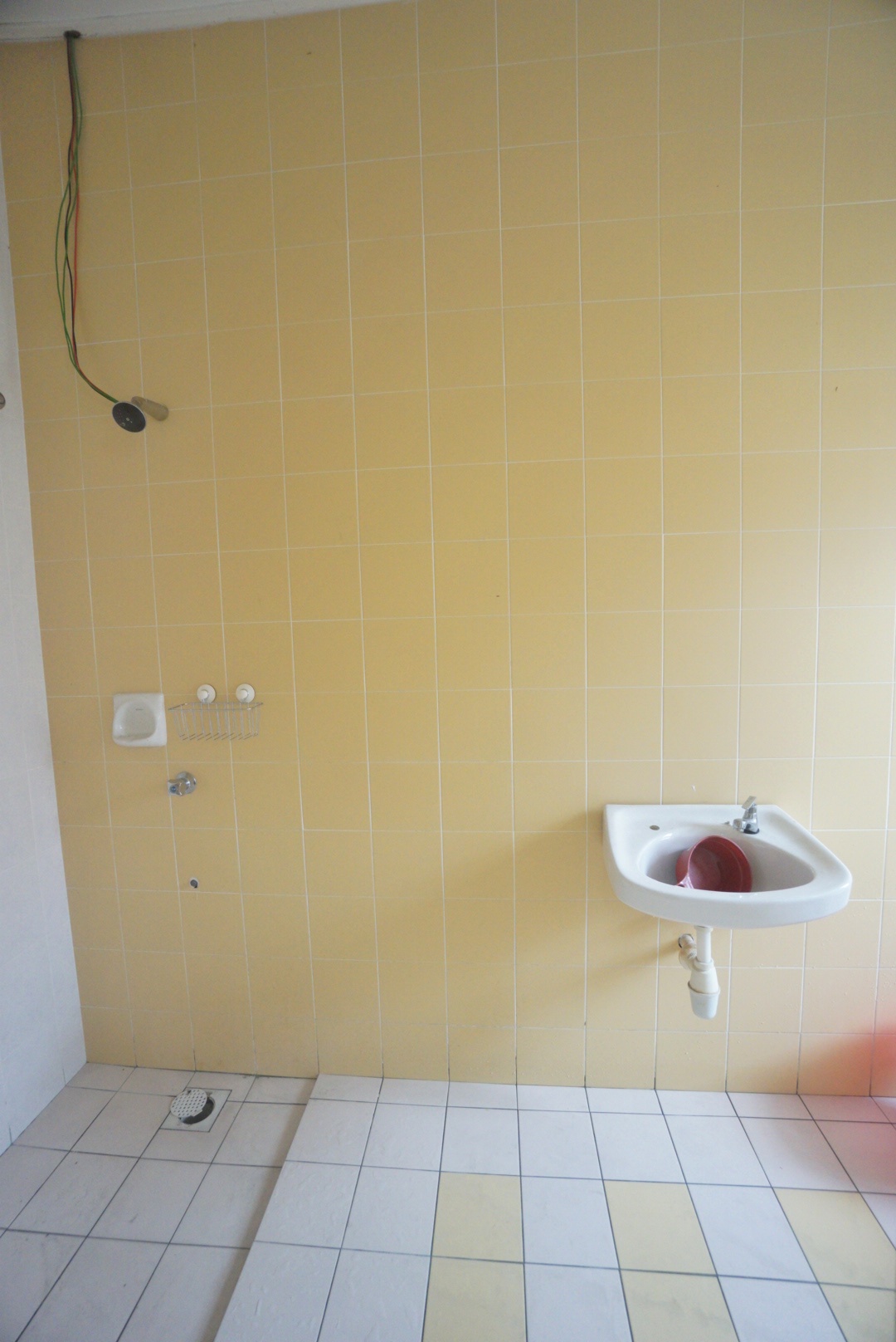 Double Storey Corner Lot RENO at Denai Alam - photo 10