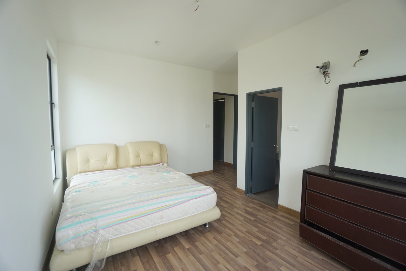 SEMI-D End Lot Emery Kemensah Ampang - photo 6