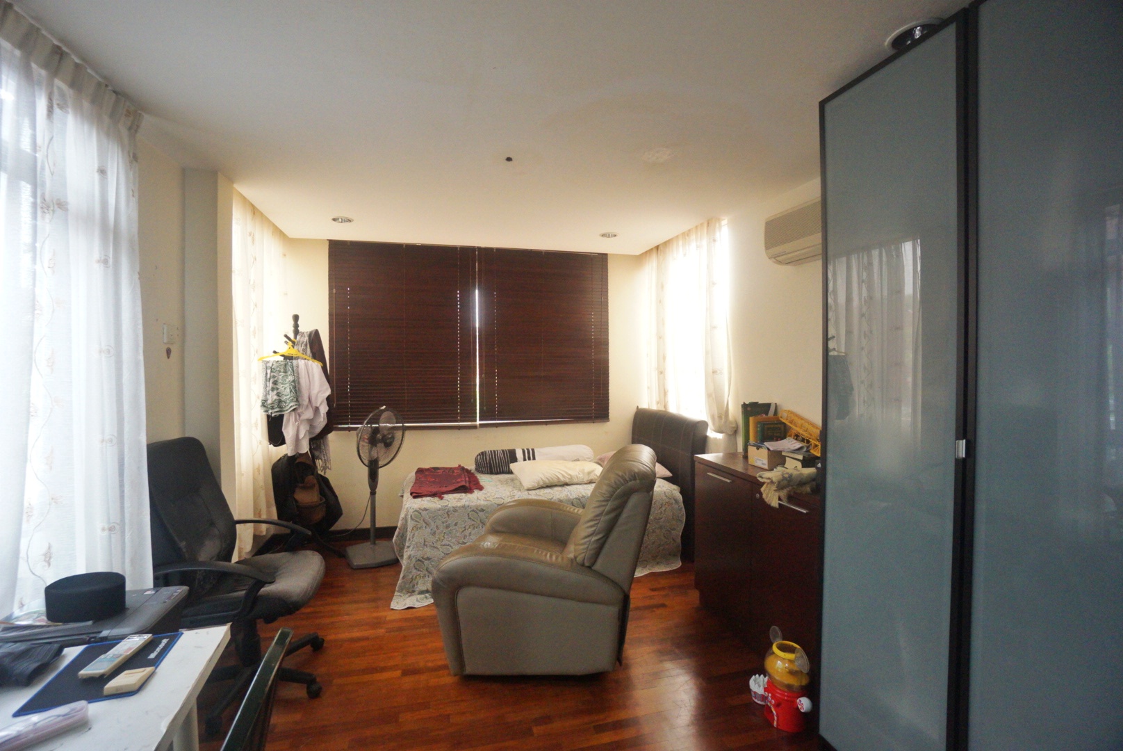 RENOVATED FACING OPEN CORNER 2 Sty Jln Birai - photo 4