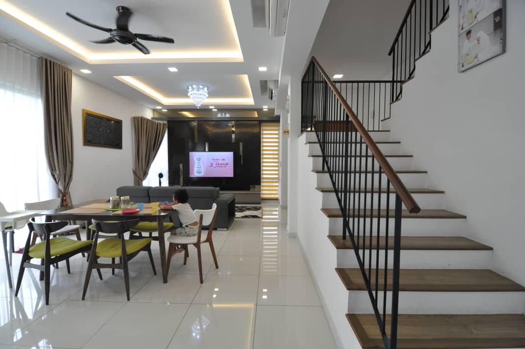 3Sty SemiD Cluster Parkfield Tropicana Height - photo 7