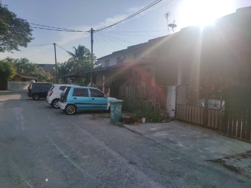 TERES 2 TINGKAT TAMAN SERI KUANTAN INDAH - photo 5