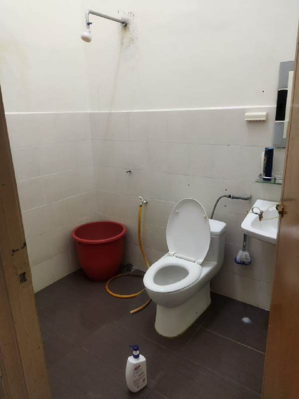 teres setingkat taman shahzan kuantan - photo 5
