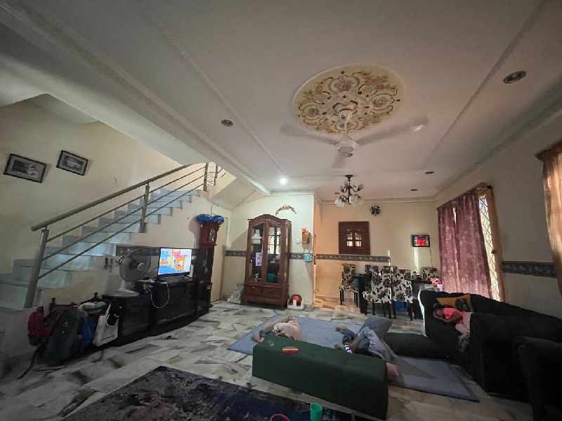 rumah dua tingkat endlot seri setali- dekat bandar - photo 2