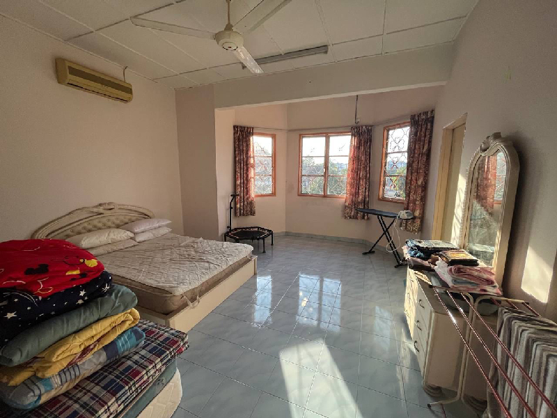 rumah dua tingkat endlot seri setali- dekat bandar - photo 3