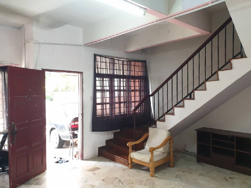rumah teres dua tingkat kampung feri kemasik FREEHOLD - photo 3