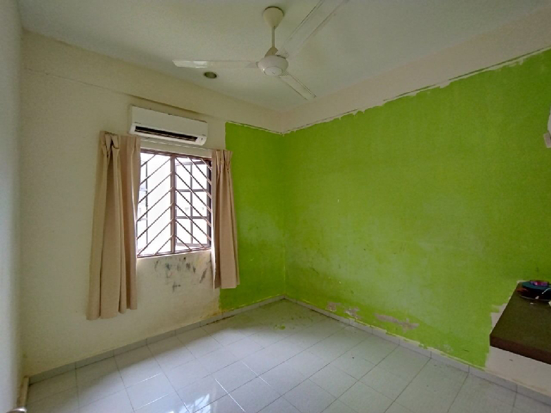 rumah semi d setingkat seri mahkota batu 12 - photo 4