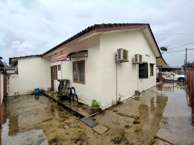 rumah semi d setingkat seri mahkota batu 12 - photo 12