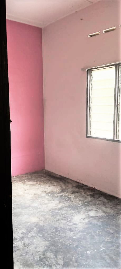 rumah semi d setingkat taman seri setia pekan - photo 8