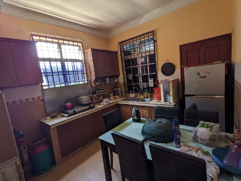RUMAH SEMI D dua tingkat gong badak terengganu - photo 5