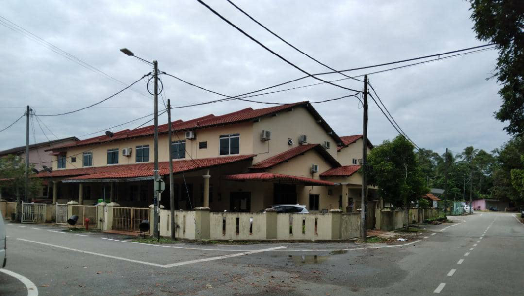 rumah dua tingkat taman seroja binjai - photo 10