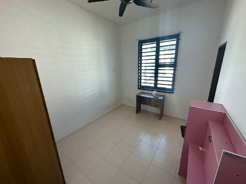 Rumah teres dua tingkat alor akar - photo 6