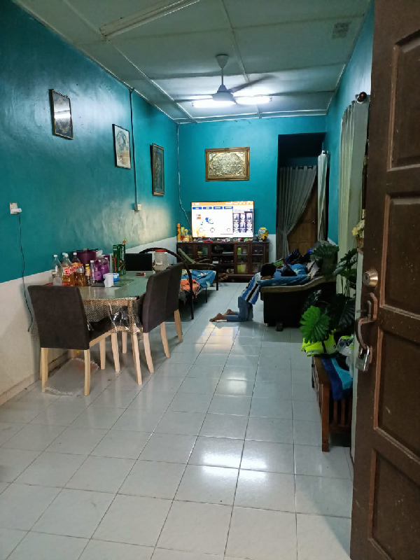 rumah teres setingkat taman bunga tanjung - photo 2