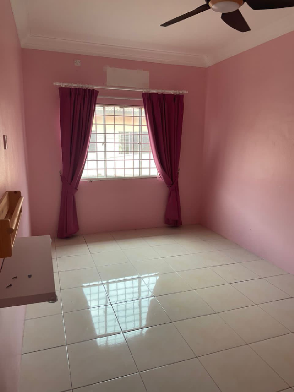 rumah cantik 2 tingkat taman chukai indah - photo 7