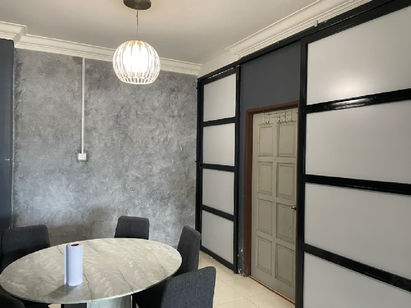 rumah cantik 2 tingkat taman chukai indah - photo 11