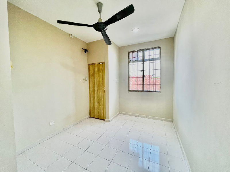CANTIK rumah teres 2 tingkat taman soleha kemaman - photo 6