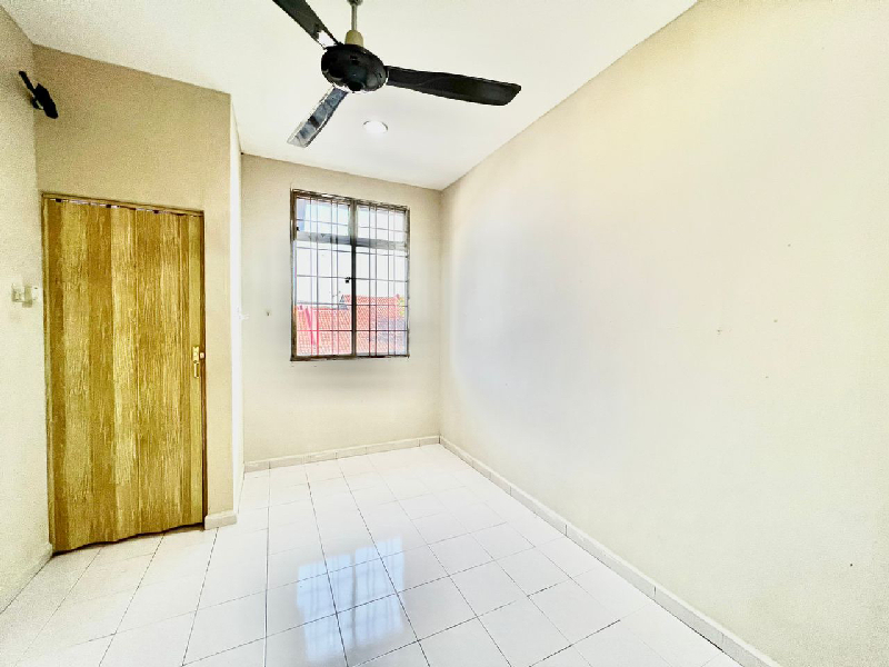 CANTIK rumah teres 2 tingkat taman soleha kemaman - photo 7