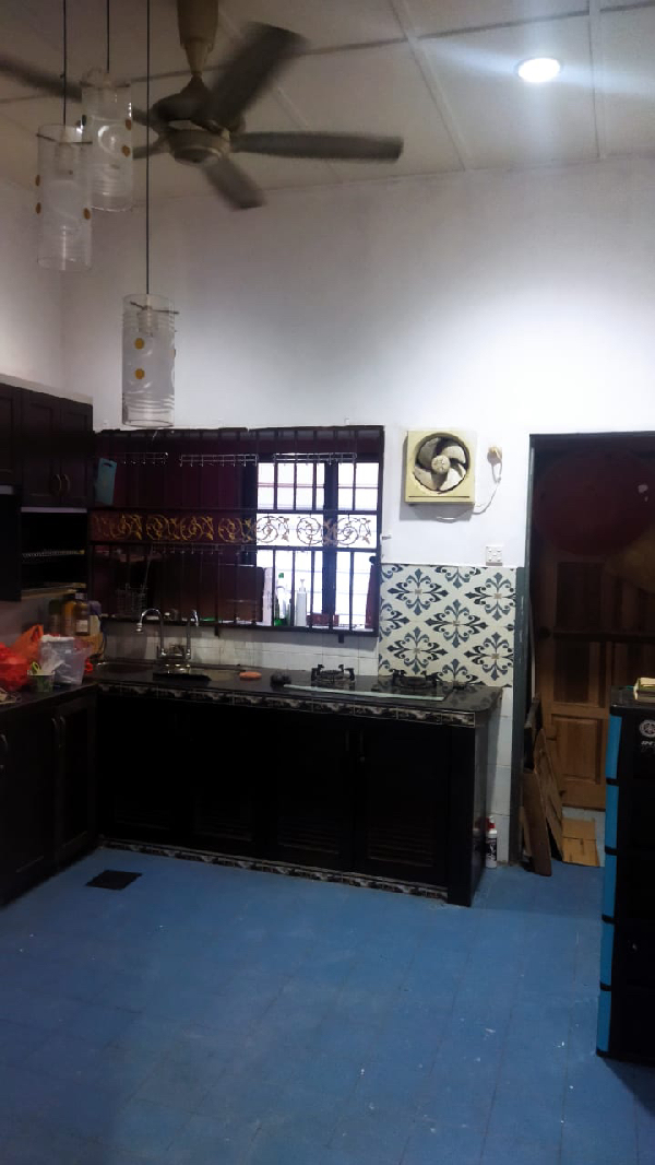 rumab teres setingkat taman permatang badak perdana - photo 7