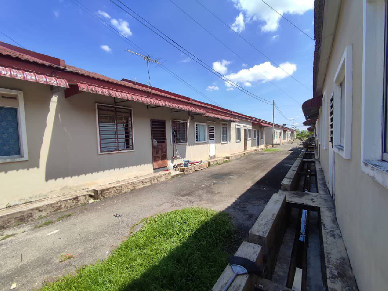 rumah murah teres setingkat taman pandan damai - photo 11