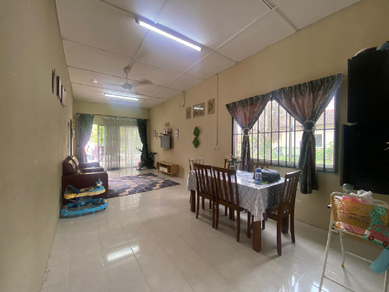 rumah teres endlot taman rasau - photo 4