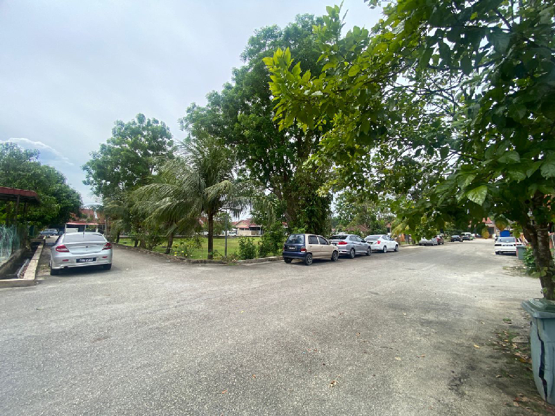 rumah teres endlot taman rasau - photo 13