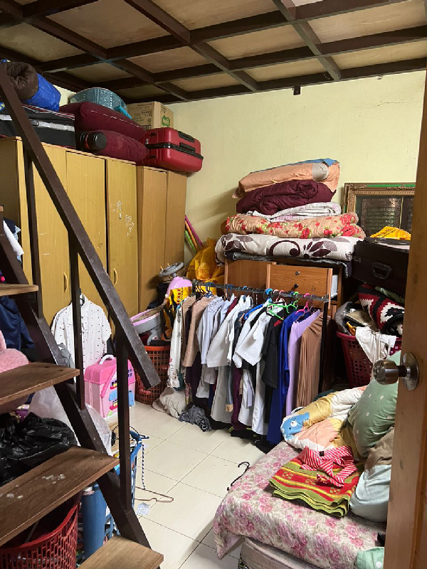 CANTIK Rumah Teres Setingkat Taman batu hitam - photo 7
