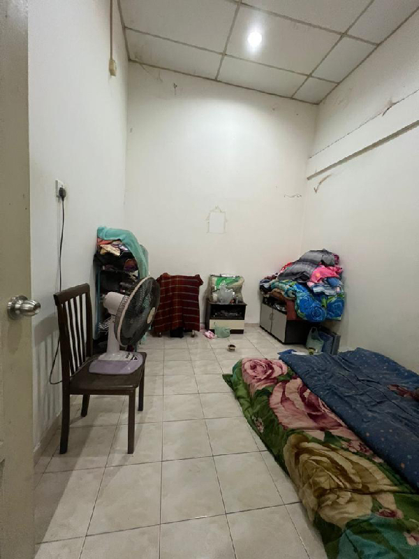cantik rumah teres setingkat taman psj sg karang - photo 3