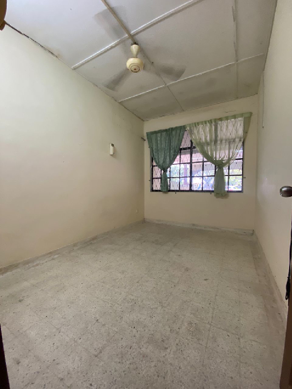 rumah teres setingkat taman sg isap perdana - photo 4