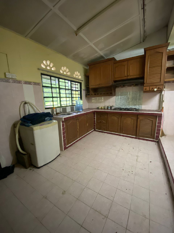 rumah teres setingkat taman sg isap perdana - photo 8