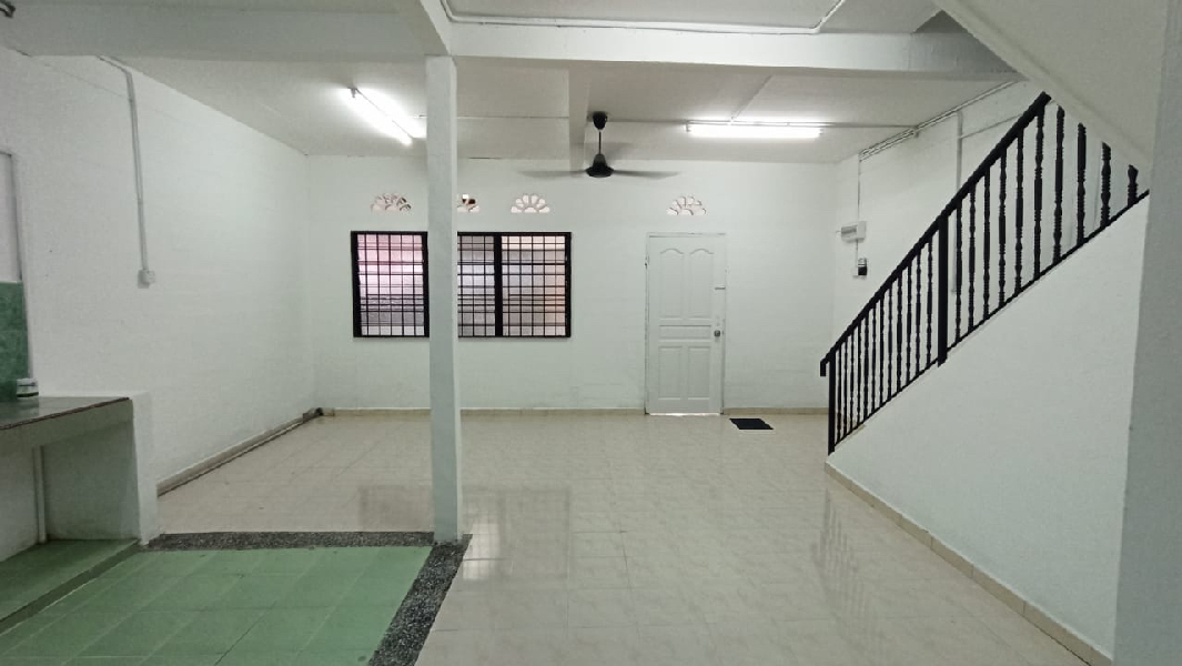 rumah teres setingkat taman tas baru reno - photo 3