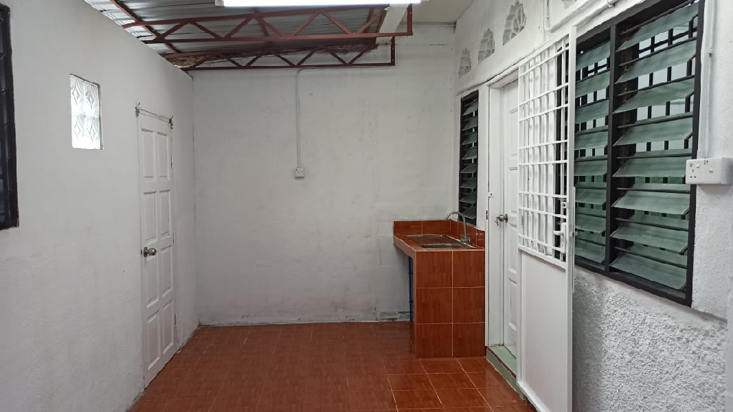 rumah teres setingkat taman tas baru reno - photo 9