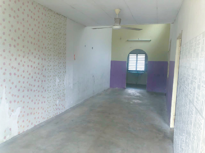 rumah murah teres bandar kuantan putri - photo 2
