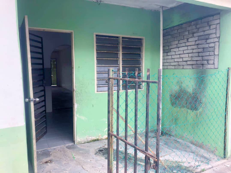 rumah murah teres bandar kuantan putri - photo 9