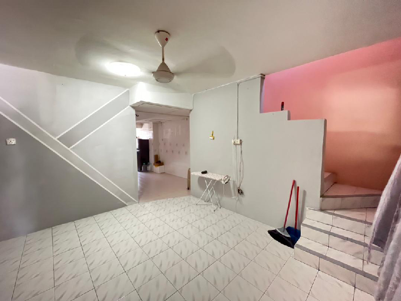 rumah dah ubahsuai cantik rumah teres 2 tingkat indera mahkota 2  - photo 2