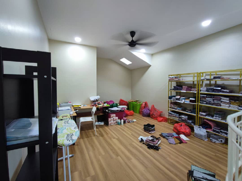 RUMAH ENDLOT 1 SUPERLINK TERRACE DESIGN PRECINT 7 KOTASAS (SPRINGVALE PHASE 2) FULLY FURNISHED - photo 7