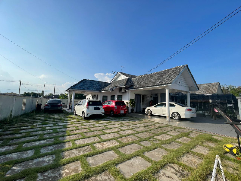  RUMAH SEMI-D SINGLE STOREY BUKIT SETONGKOL KUANTAN {CORNER LOT & FREEHOLD} - photo 9