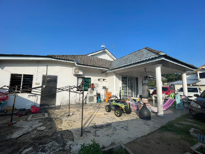  RUMAH SEMI-D SINGLE STOREY BUKIT SETONGKOL KUANTAN {CORNER LOT & FREEHOLD} - photo 12