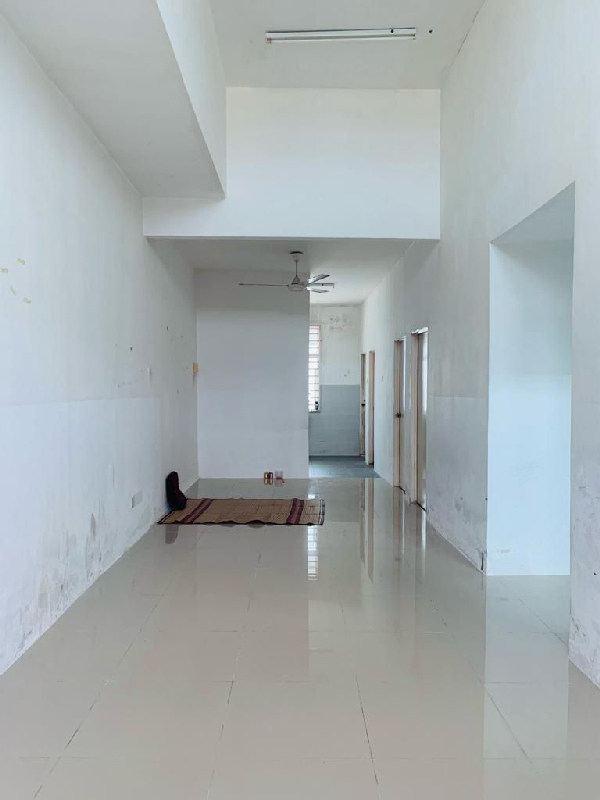 Rumah Baru Teres Setingkat Perumahan I-con Bandar Kuantan Putri, Kuantan - photo 2