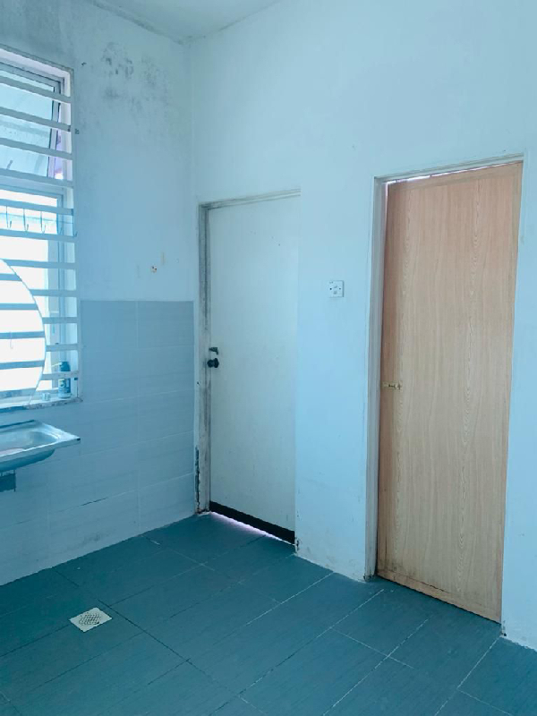 Rumah Baru Teres Setingkat Perumahan I-con Bandar Kuantan Putri, Kuantan - photo 6