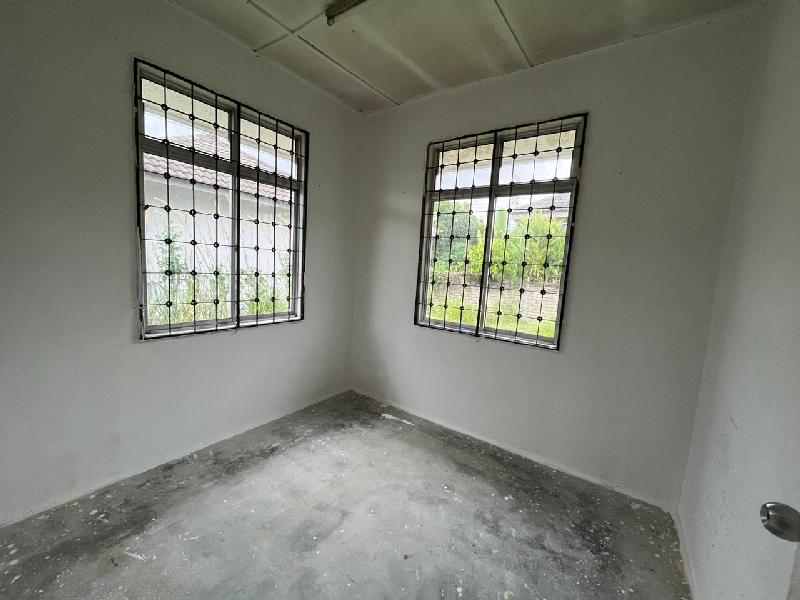 Rumah Banglo Setingkat Taman Sungai Isap Damai Kuantan - photo 6