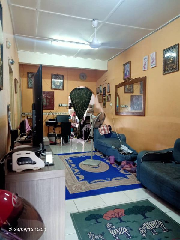 RUMAH TERES SETINGKAT SEBERANG BALOK  - photo 4
