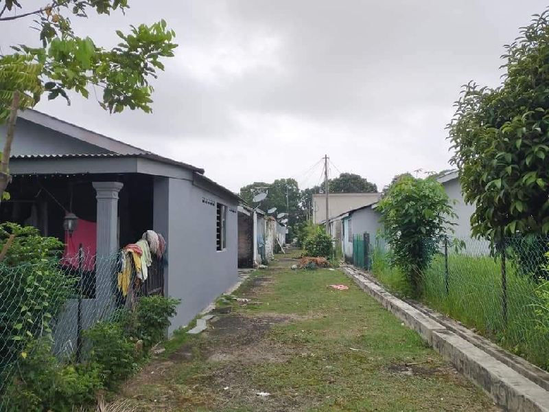 RUMAH TERES MURAH SETINGKAT TAMAN CHENDERAWASIH BUKIT SETONGKOL (LRG BKT SETONGKOL 50) - photo 6
