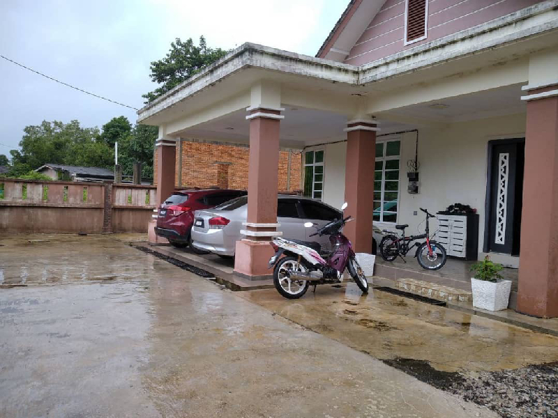 RUMAH BANGLO CANTIK TAMAN IDAMAN BAYU,KG TEBING TEMBAH,PAKA - photo 9