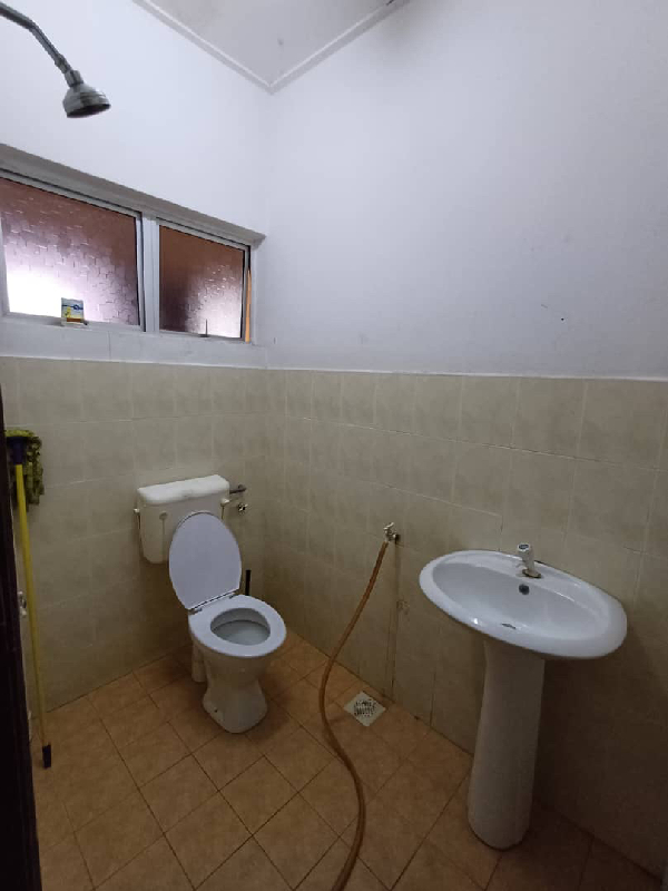 Rumah cantik Teres 2 Tingkat Taman Mahkota . (Renovated) - photo 10