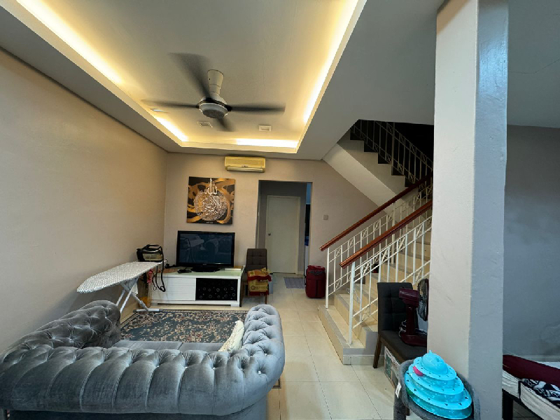 FACING OPEN Teres 2 Tingkat Taman Pasdec Damansara Kuantan FULLY RENOVATED & FURNISHED - photo 2