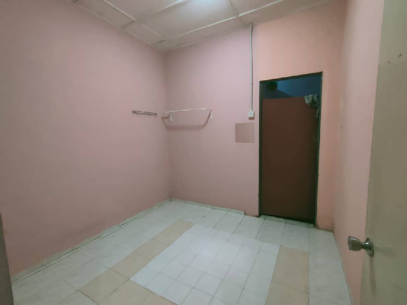 RUMAH TERES SETINGKAT DI SUNGAI ISAP JAYA UNTUK DIJUAL - photo 3